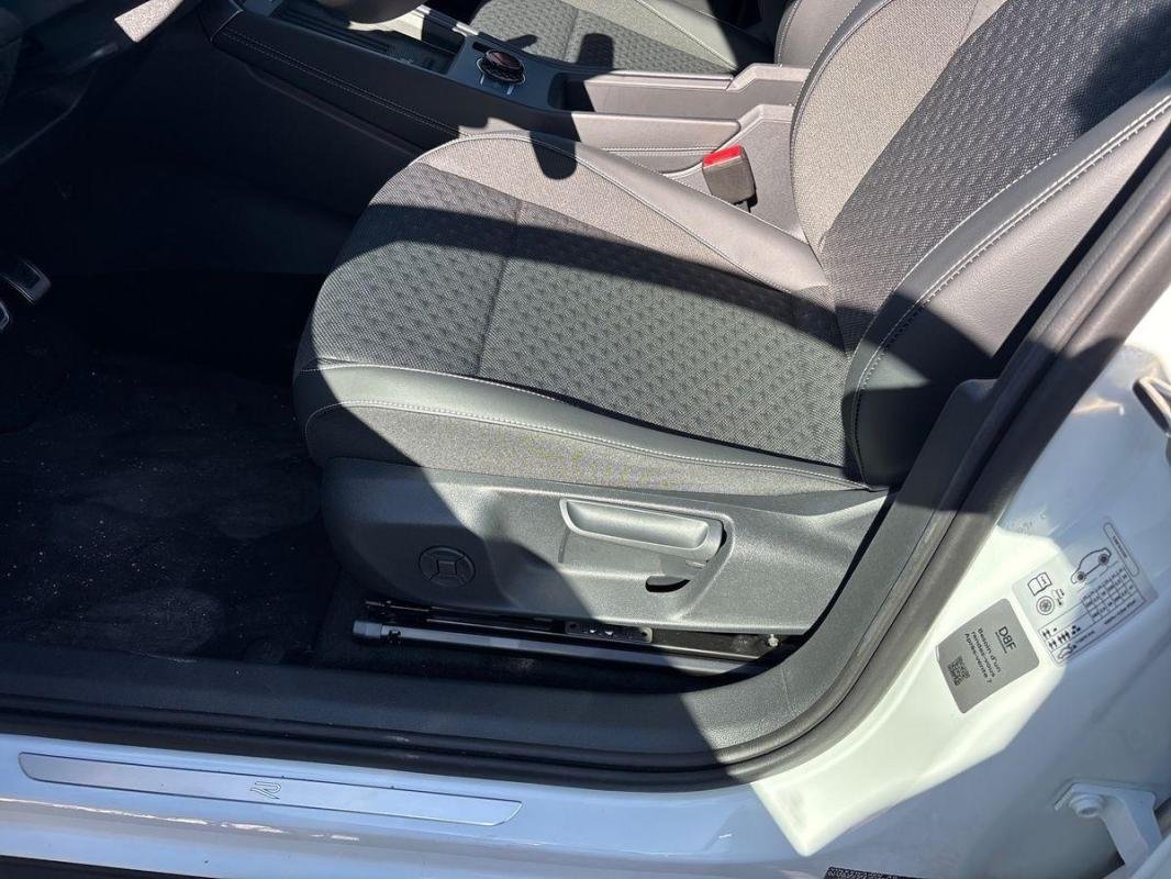 Volkswagen T-Roc - Photo 14