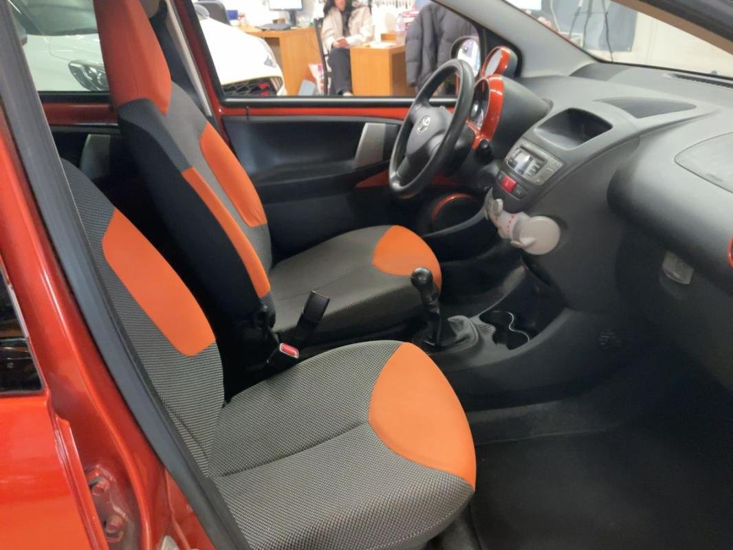 Toyota Aygo - Photo 2