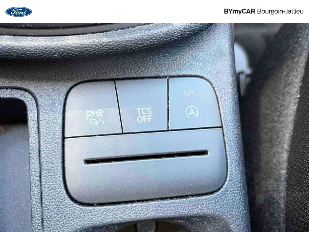Ford Fiesta - Photo 19