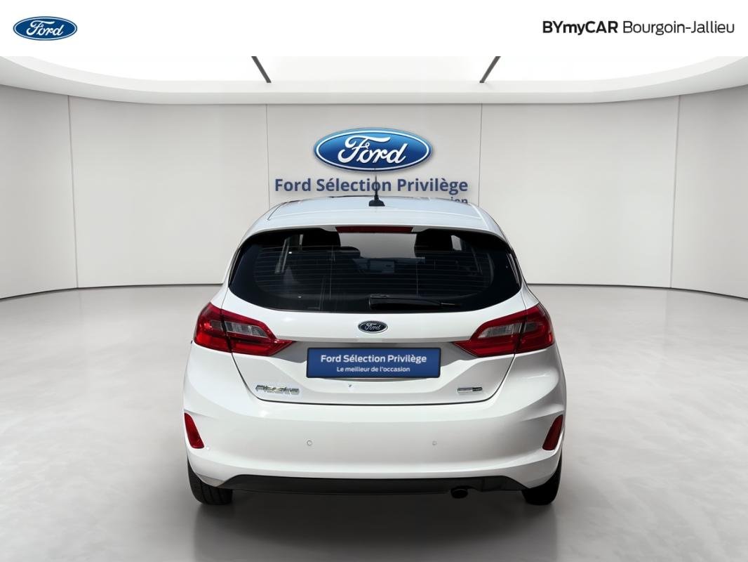 Ford Fiesta - Photo 4