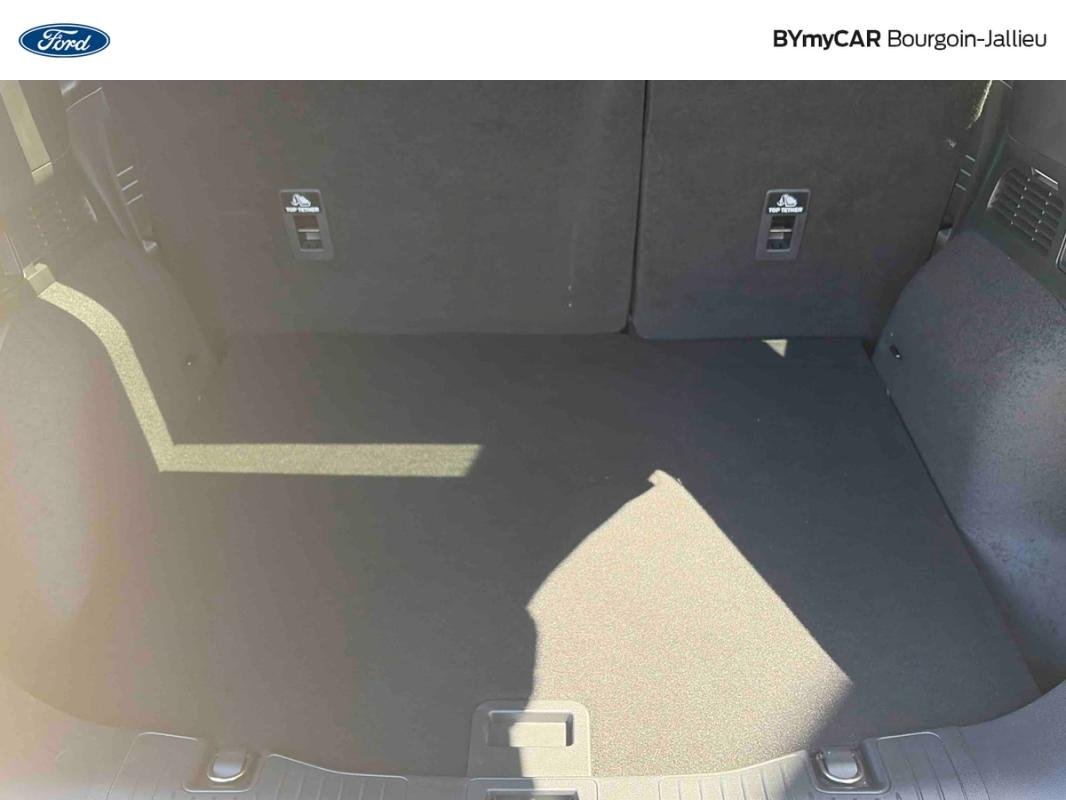 Ford Kuga - Photo 13