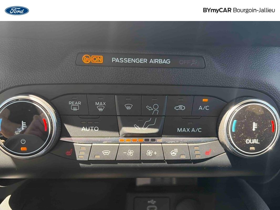 Ford Kuga - Photo 17