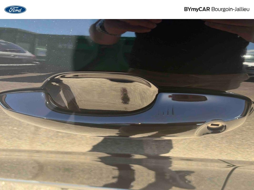 Ford Kuga - Photo 27