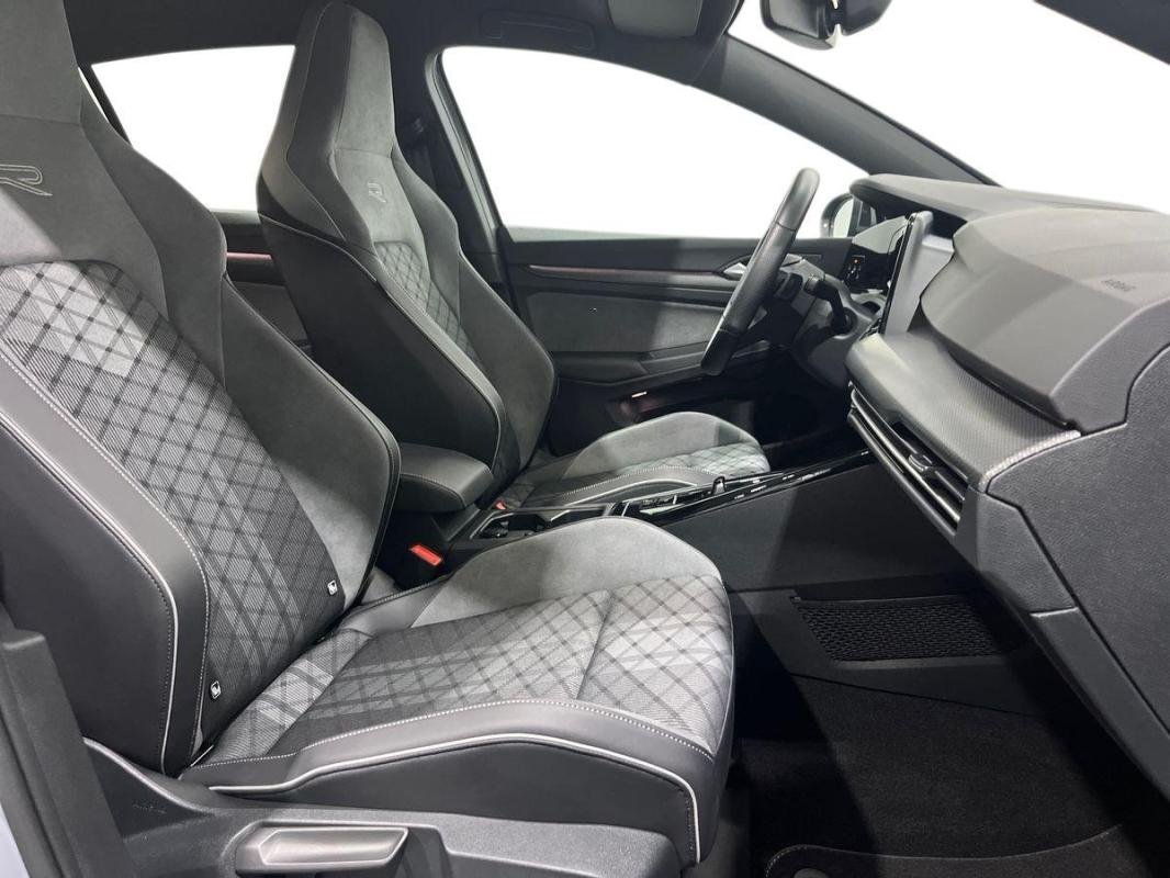 Volkswagen Golf - Photo 13