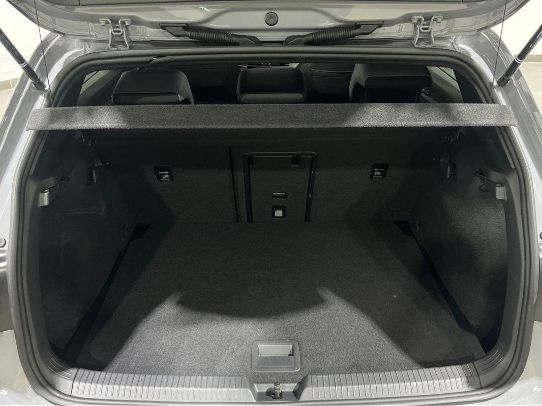 Volkswagen Golf - Photo 31