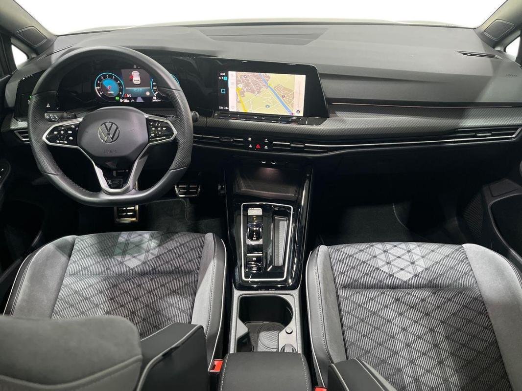 Volkswagen Golf - Photo 8