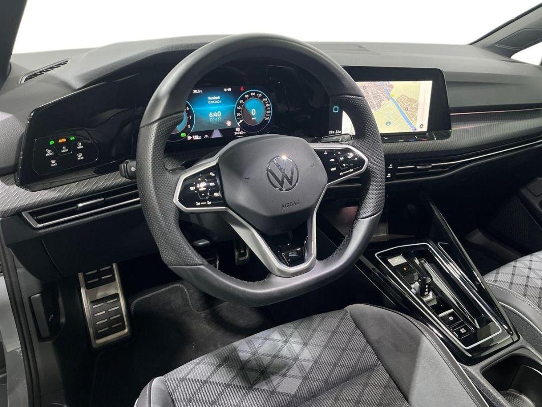 Volkswagen Golf - Photo 9