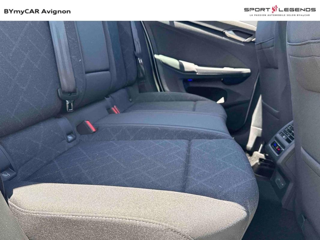 Volkswagen Golf - Photo 25