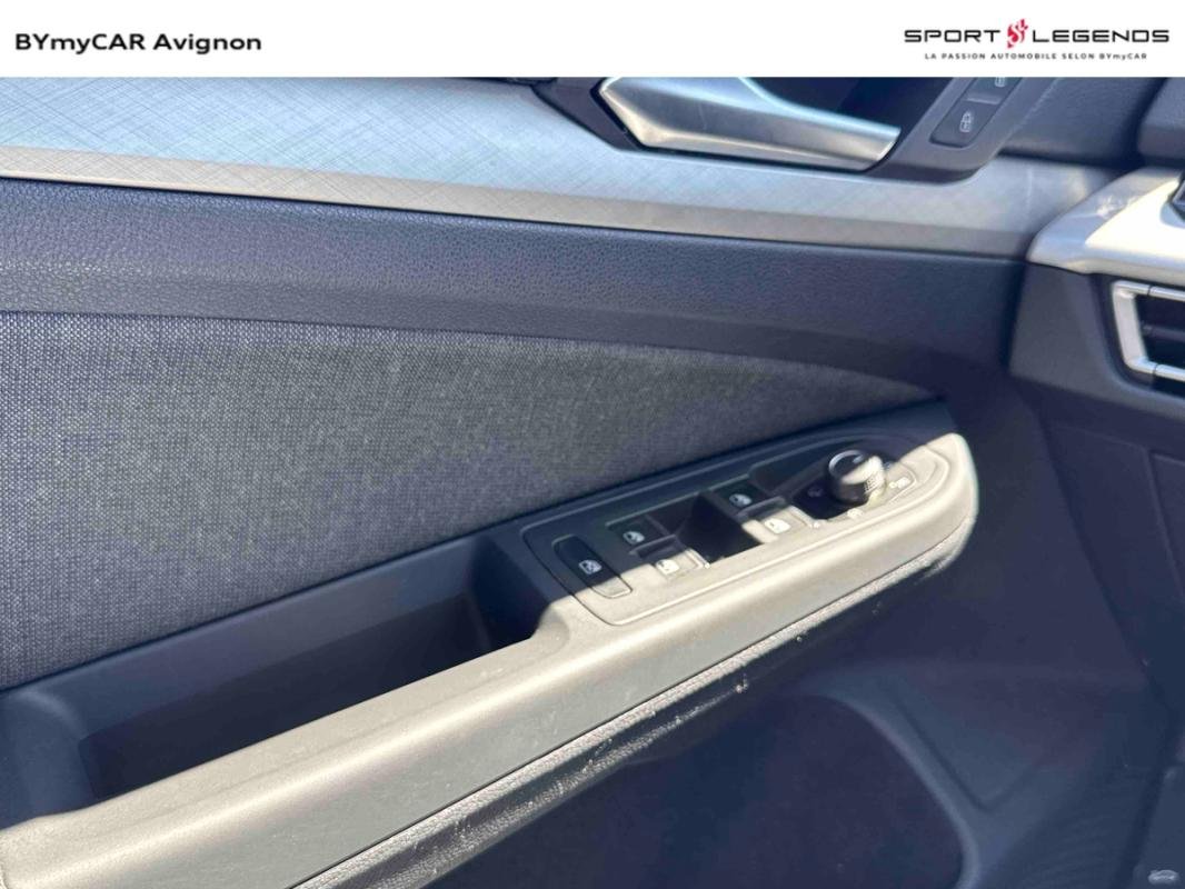Volkswagen Golf - Photo 28