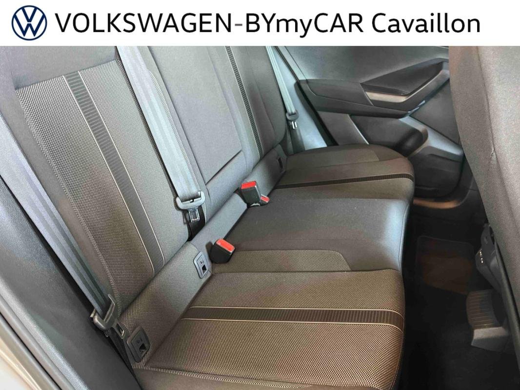 Volkswagen T-Roc - Photo 28
