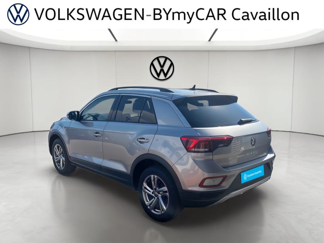 Volkswagen T-Roc - Photo 3