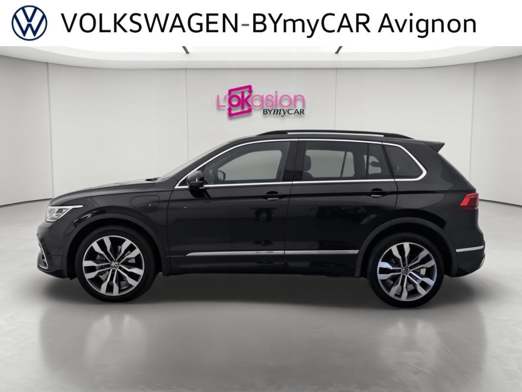 Volkswagen Tiguan - Photo 2