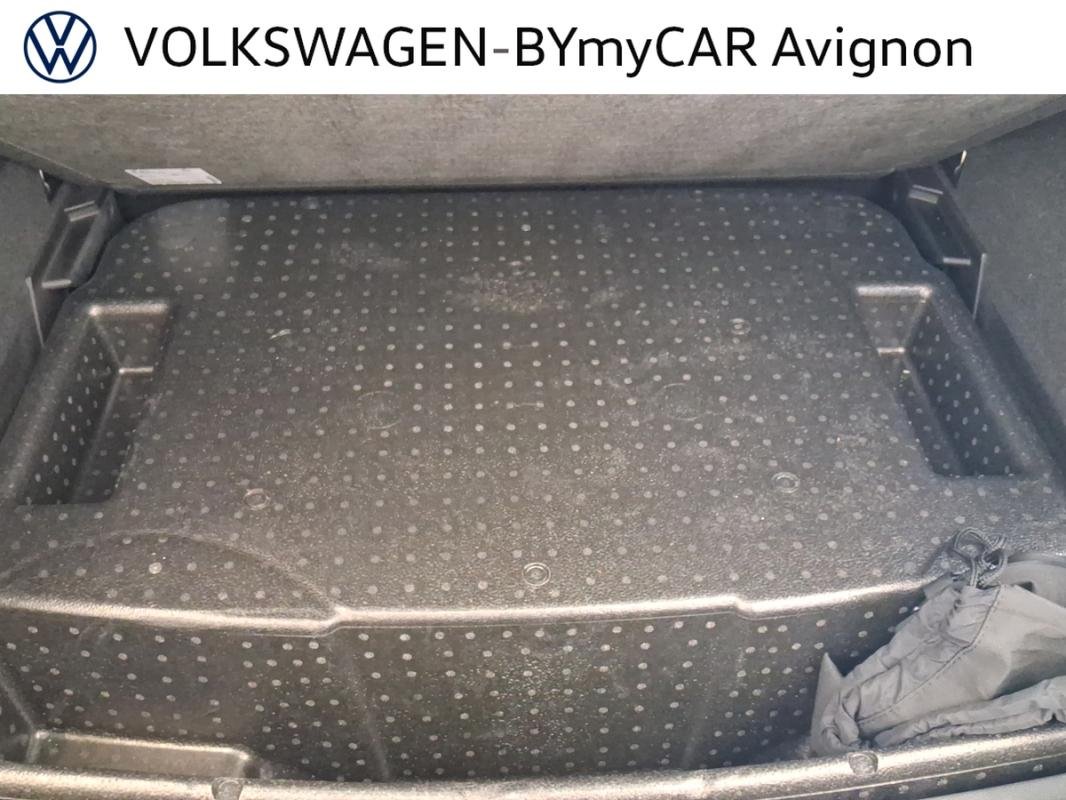 Volkswagen Tiguan - Photo 21