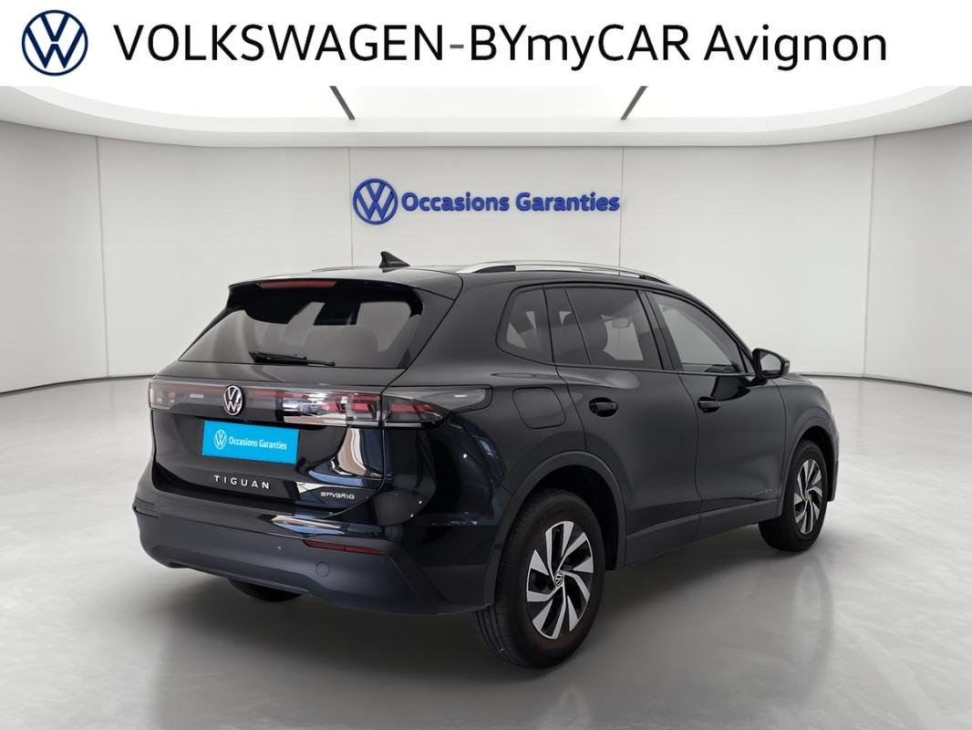 Volkswagen Tiguan - Photo 5