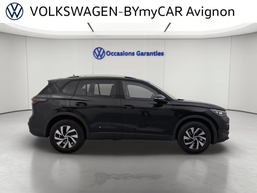 Volkswagen Tiguan - Photo 6