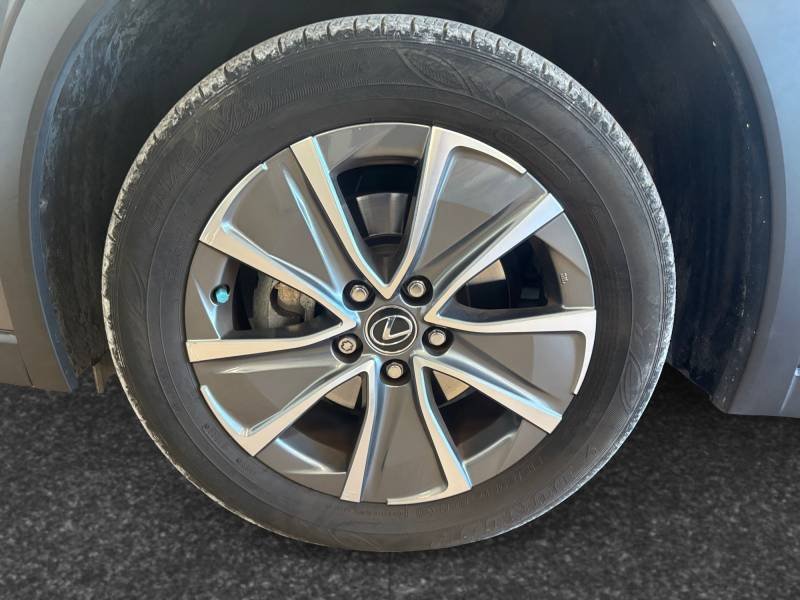 Lexus UX - Photo 15
