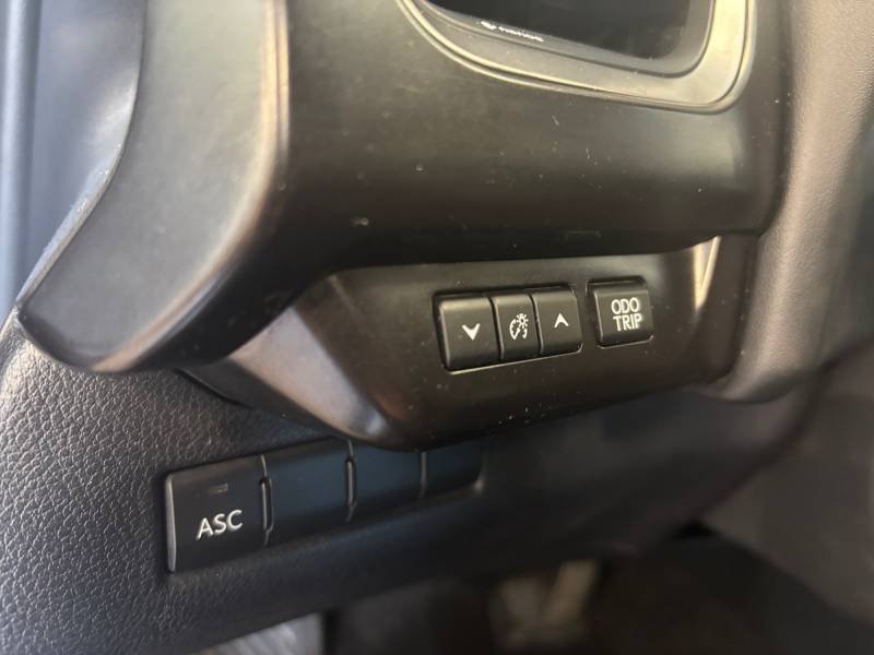 Lexus UX - Photo 23