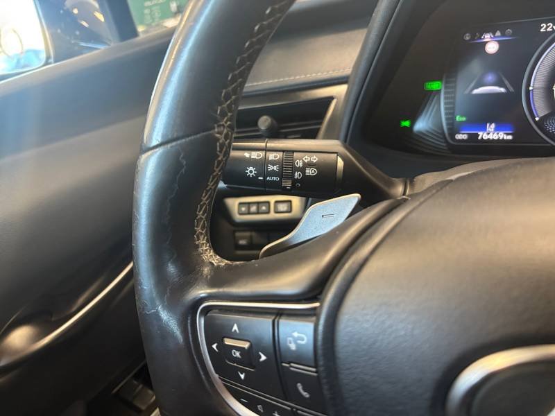 Lexus UX - Photo 32