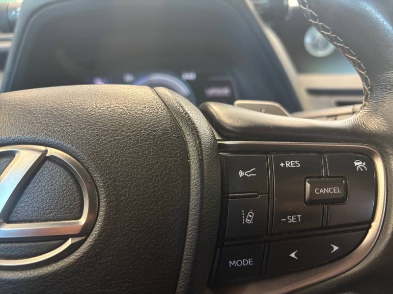 Lexus UX - Photo 35