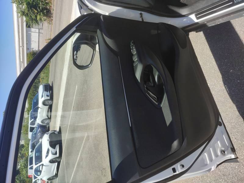 Toyota Yaris - Photo 13