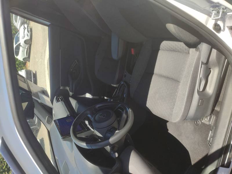 Toyota Yaris - Photo 10