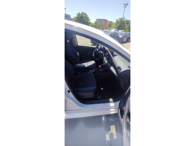 Toyota Yaris - Photo 11