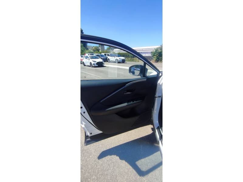 Toyota C-HR - Photo 16