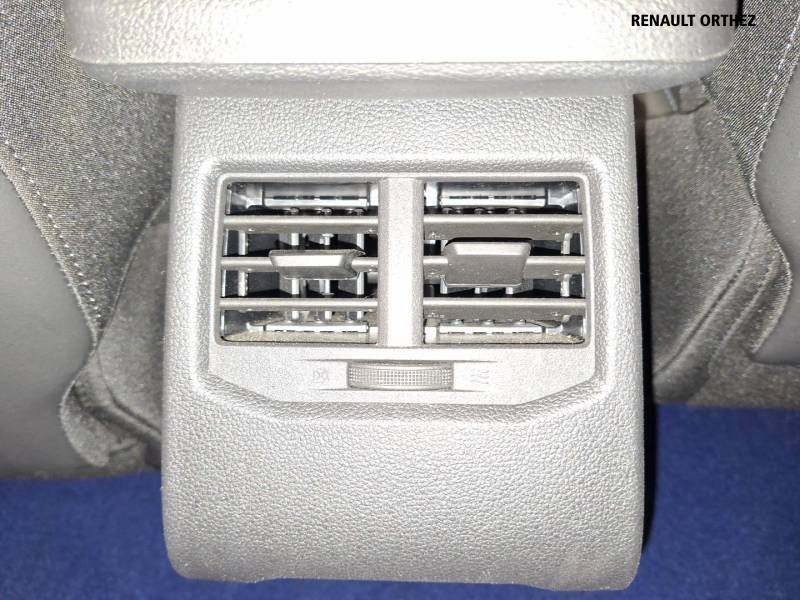 Renault Scénic - Photo 24