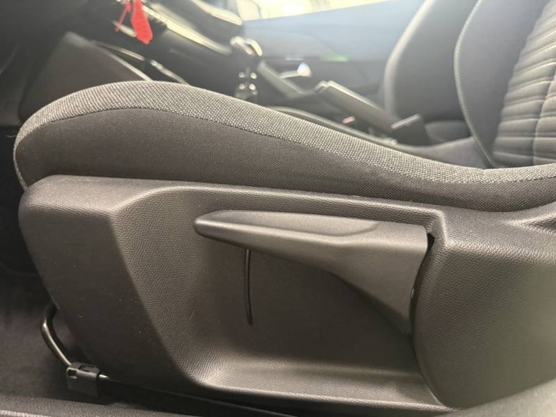Peugeot 2008 - Photo 36