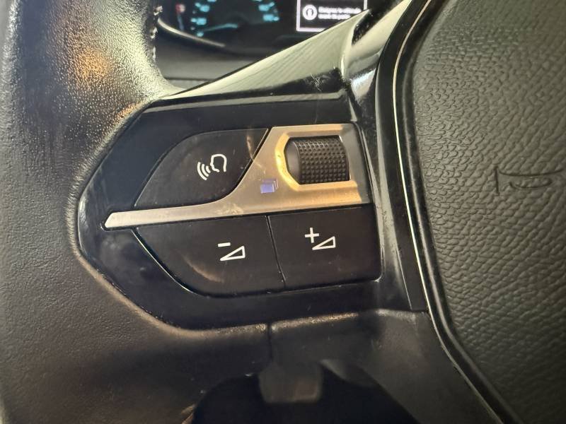 Peugeot 208 - Photo 23