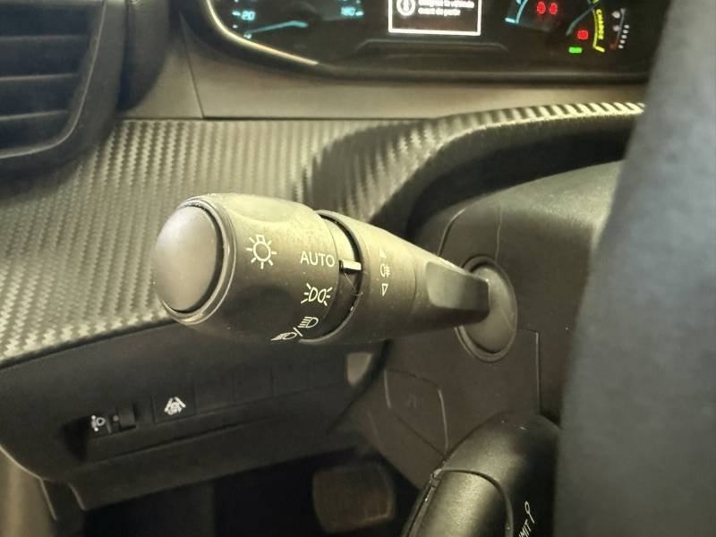 Peugeot 208 - Photo 25