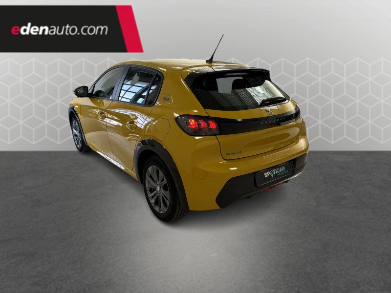 Peugeot 208 - Photo 3