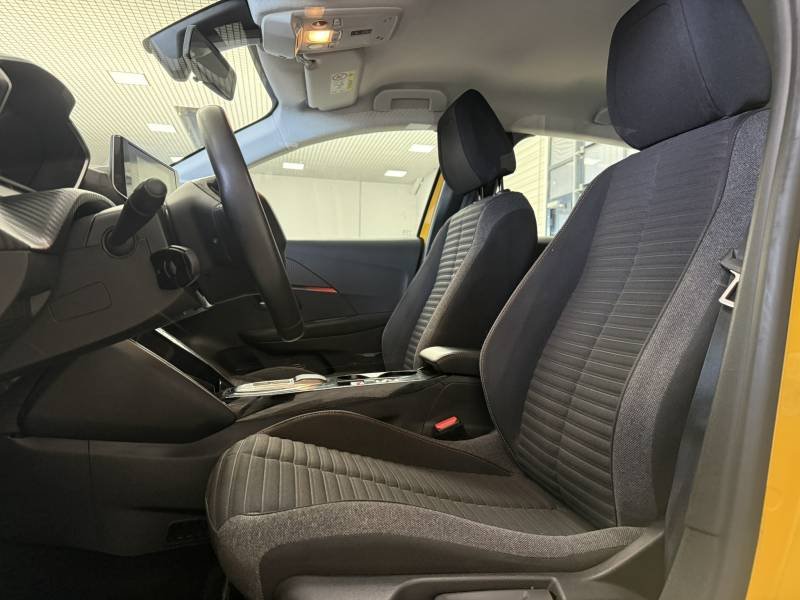 Peugeot 208 - Photo 9