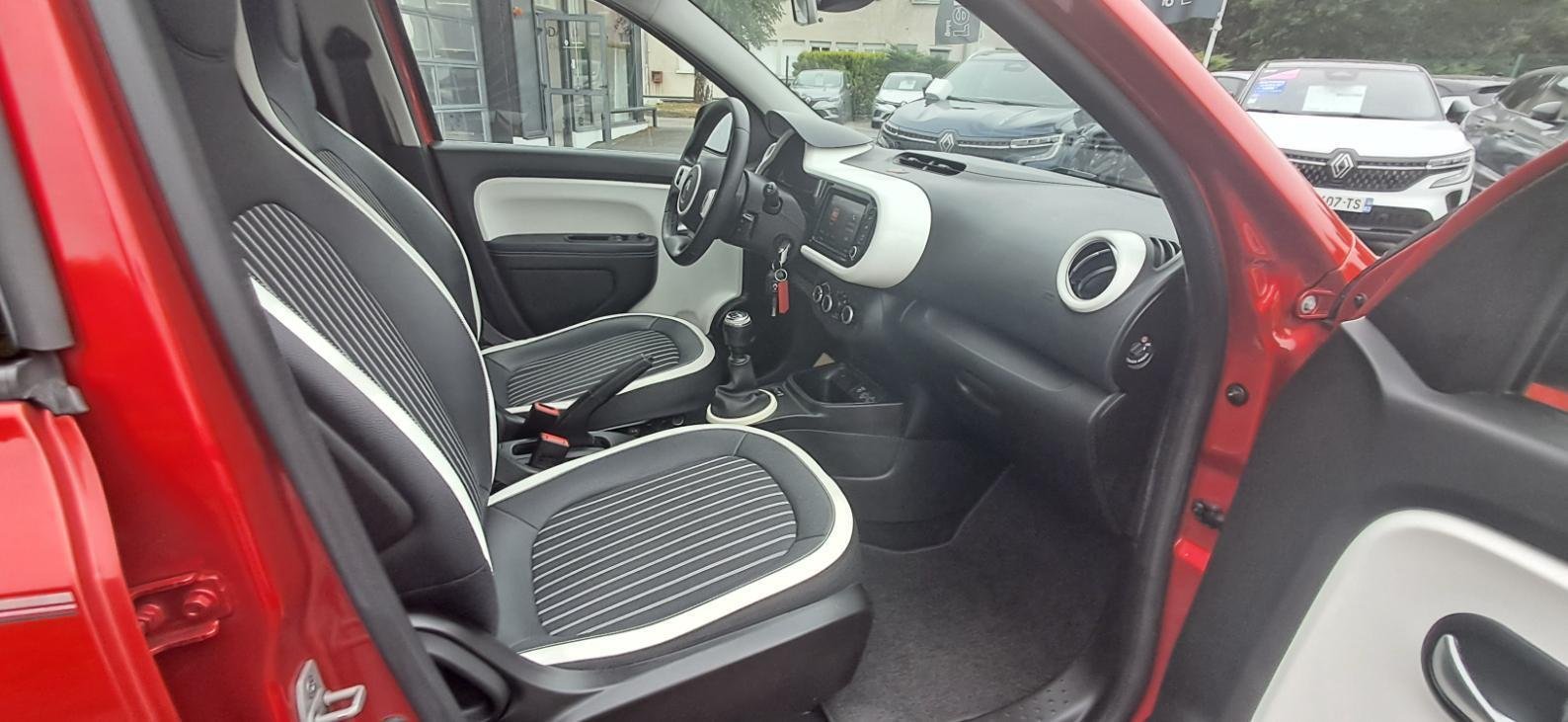 Renault Twingo - Photo 13