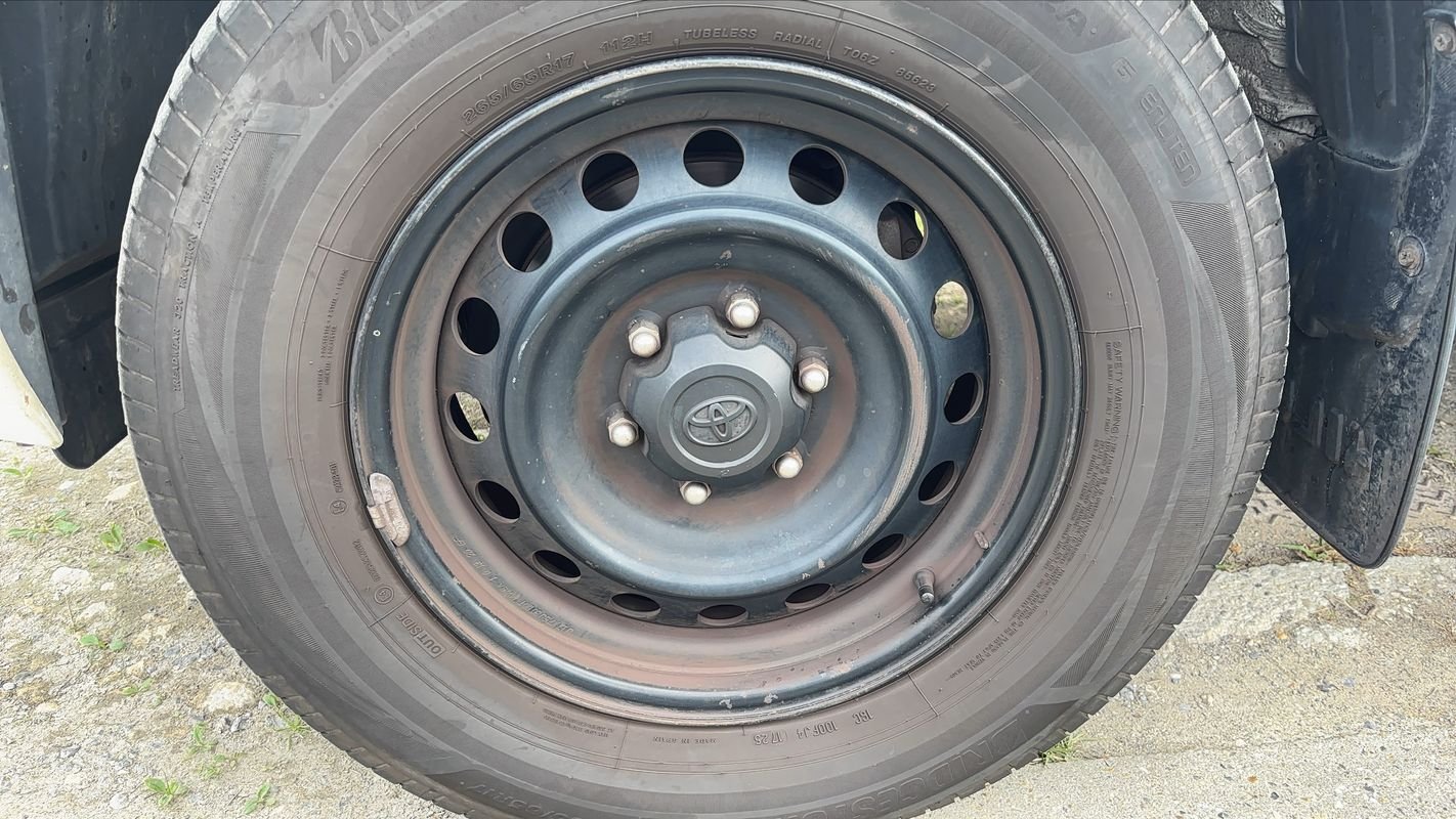 Toyota Hilux - Photo 18