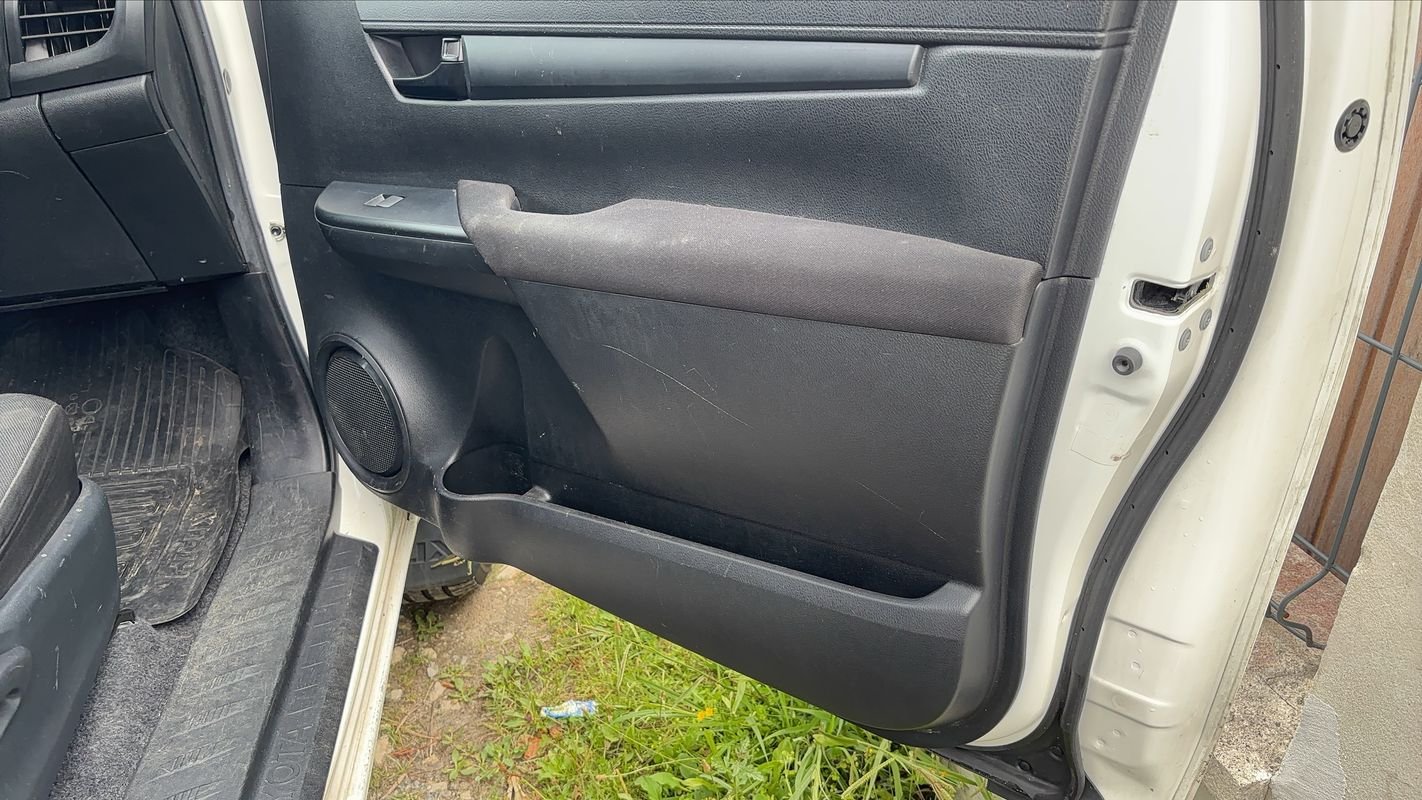 Toyota Hilux - Photo 23