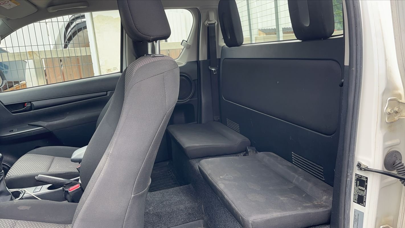 Toyota Hilux - Photo 9