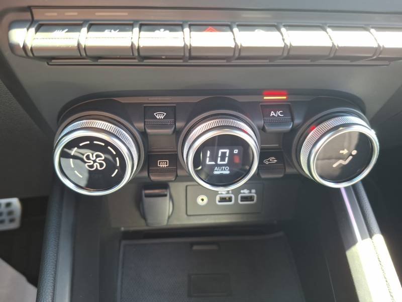 Renault Clio - Photo 24