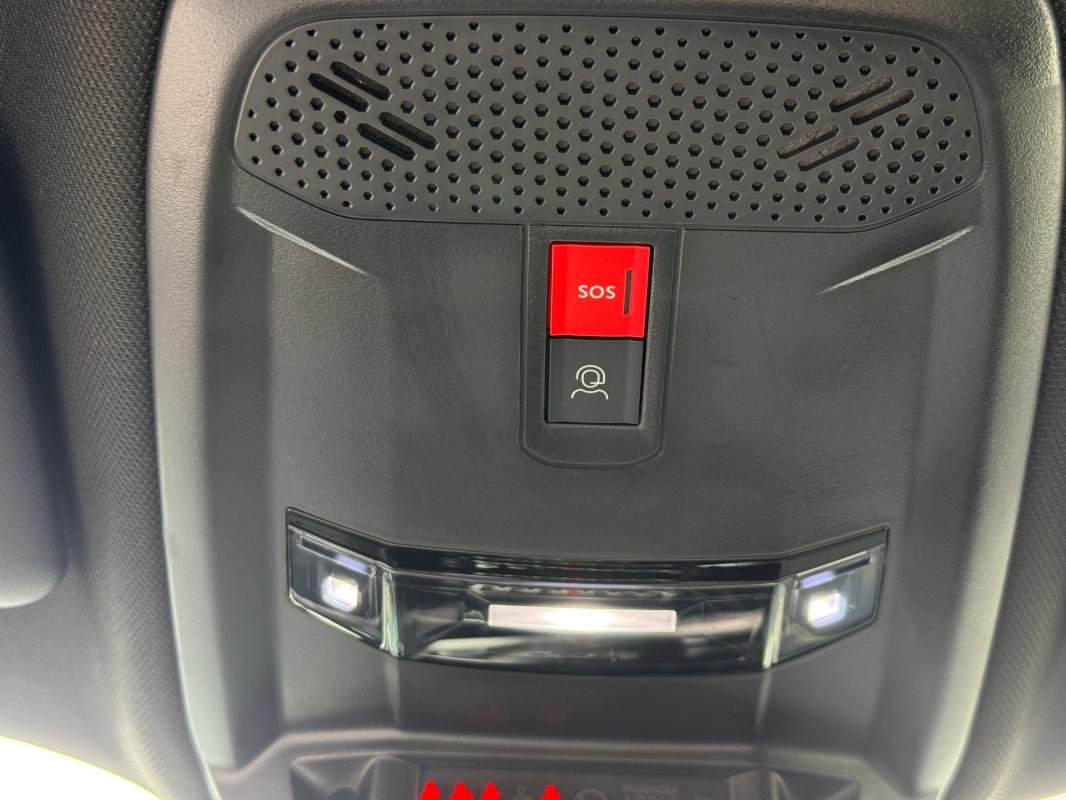 Peugeot 2008 - Photo 13