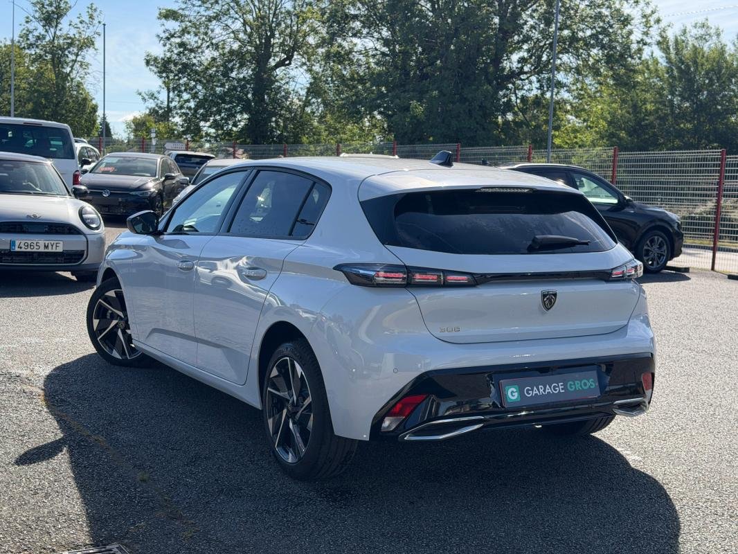Peugeot 308 - Photo 2