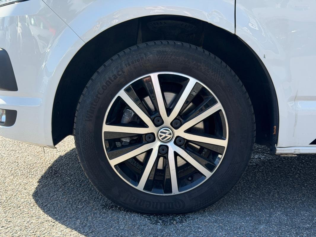 Volkswagen Multivan - Photo 23