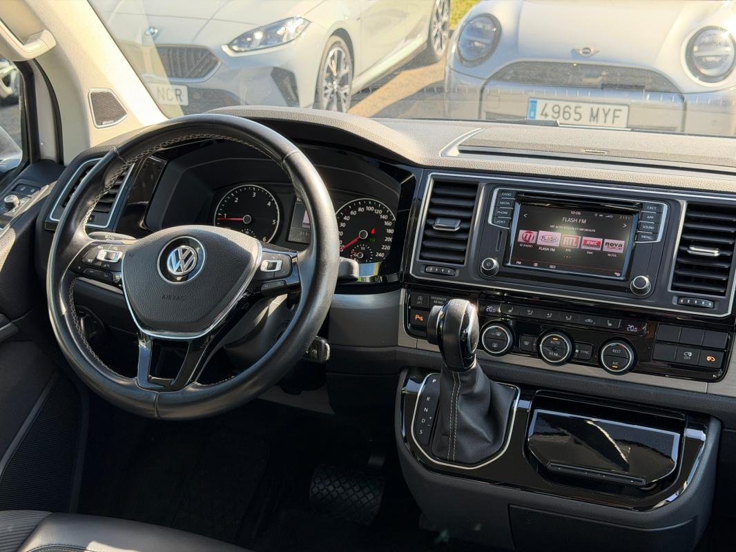 Volkswagen Multivan - Photo 5