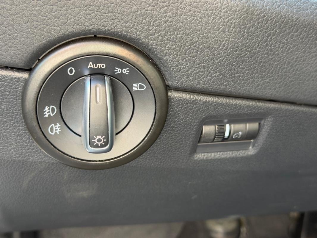 Volkswagen Multivan - Photo 8
