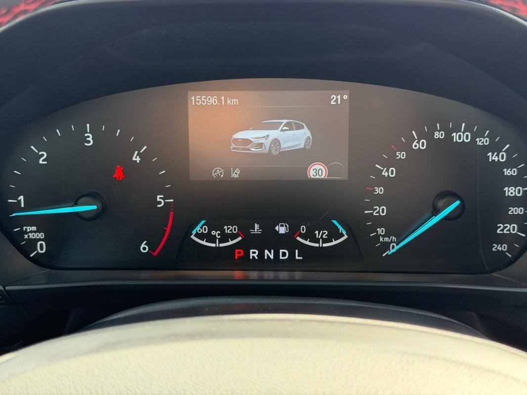 Ford Focus - Photo 19