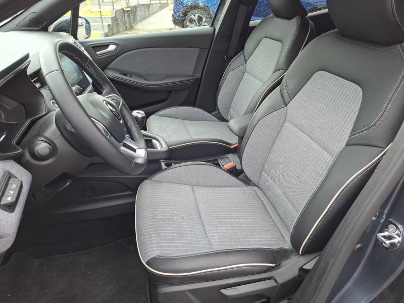 Renault Clio - Photo 25