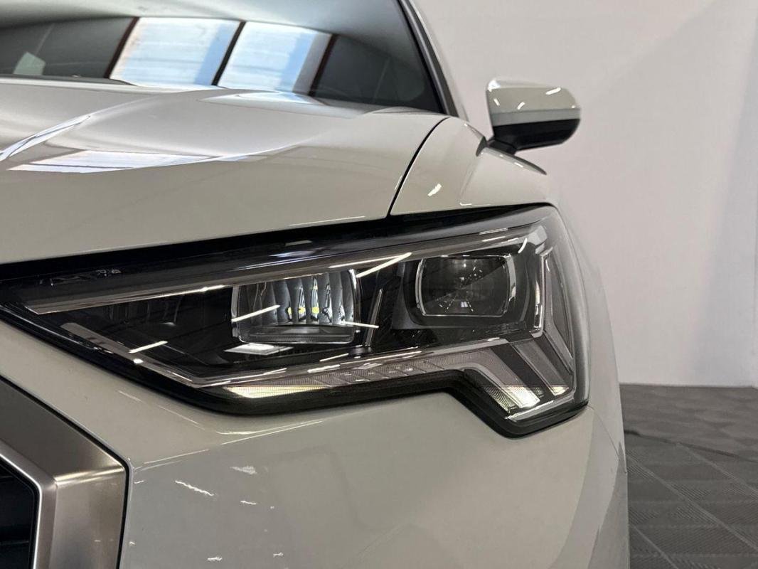Audi Q3 - Photo 25