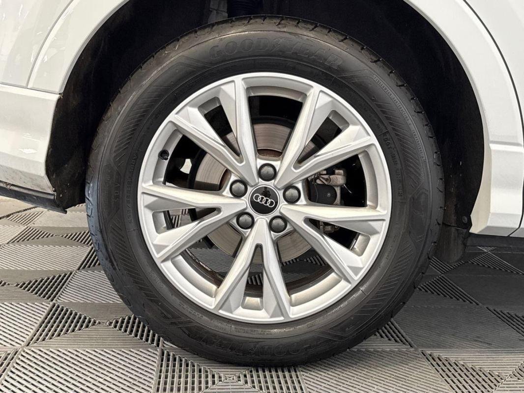 Audi Q3 - Photo 28