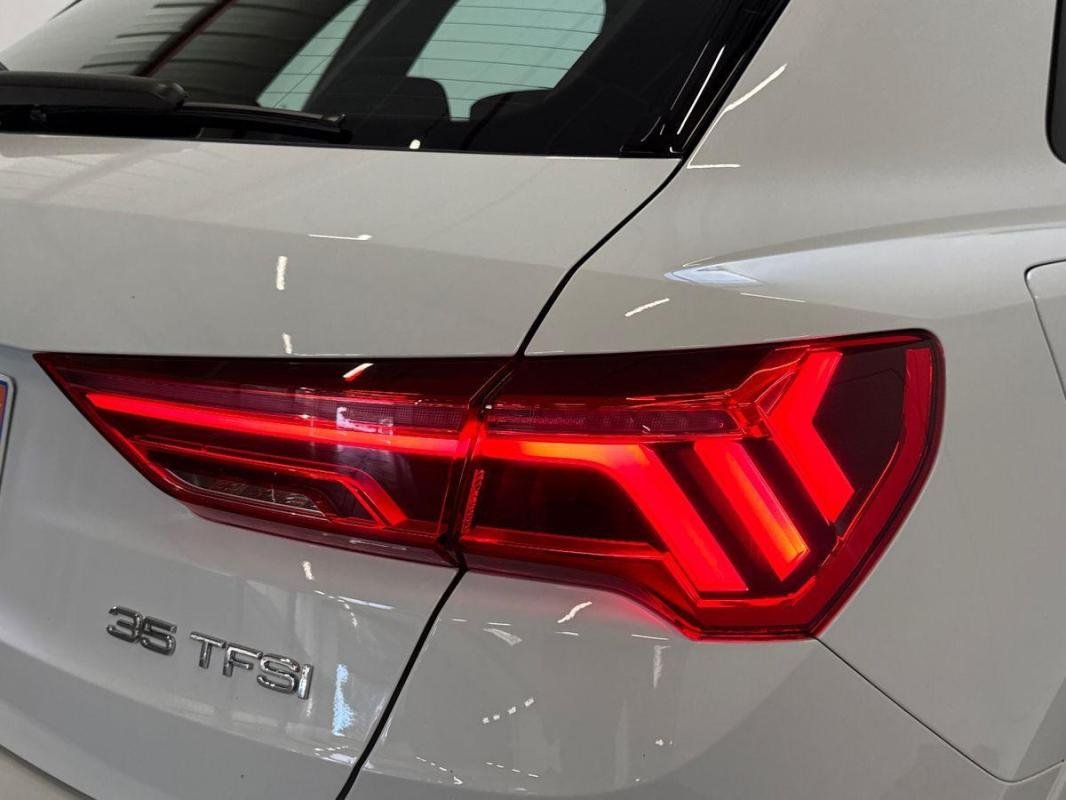 Audi Q3 - Photo 30