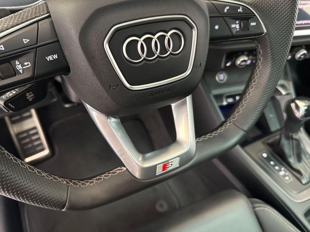 Audi Q3 - Photo 31