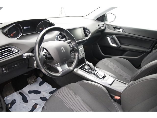 Peugeot 308 - Photo 10
